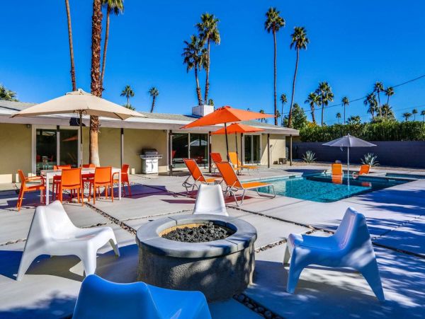 Palm Springs Home 948837