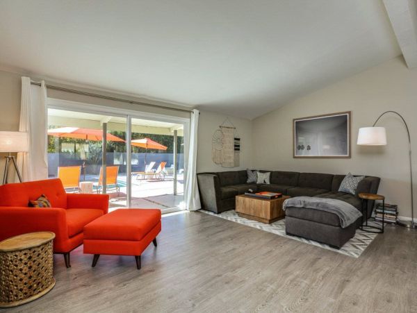 Palm Springs Home 948837