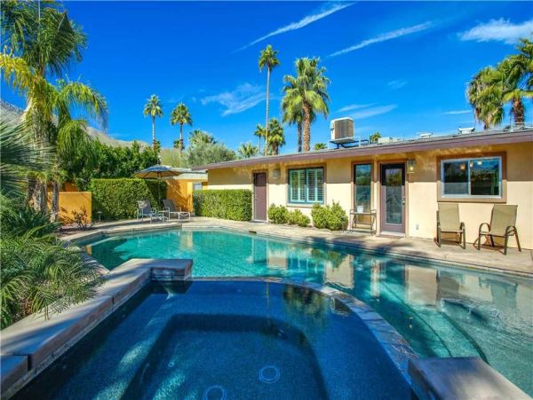 Palm Springs Home 948838