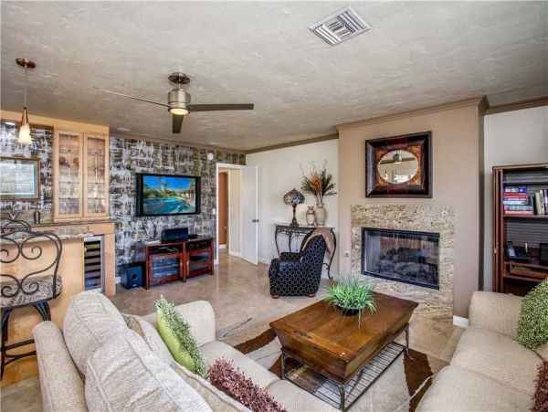 Palm Springs Home 948838