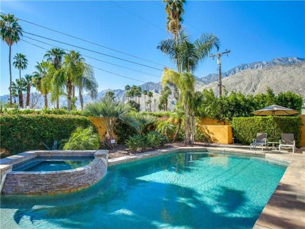 Palm Springs Home 948838