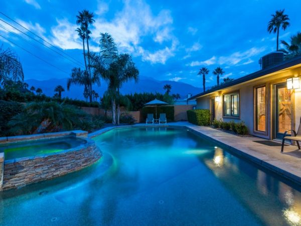 Palm Springs Home 948838