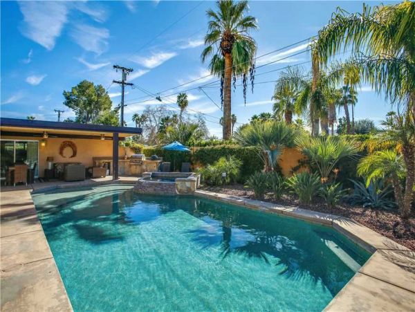 Palm Springs Home 948838