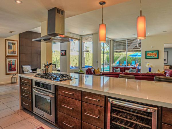 Palm Springs Home 948840
