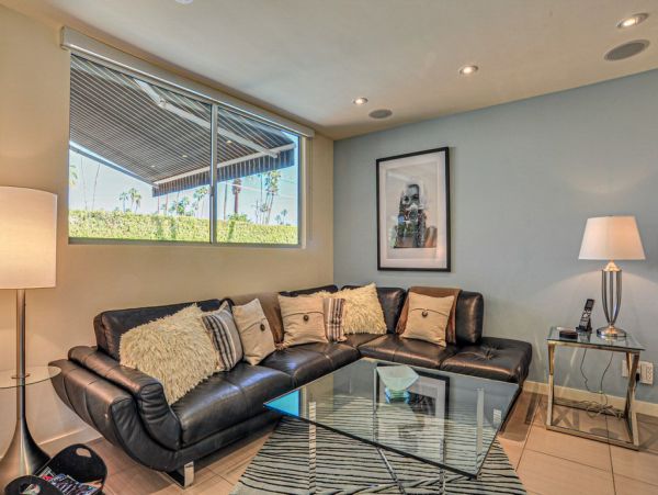 Palm Springs Home 948840