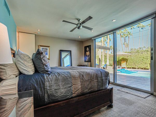 Palm Springs Home 948840
