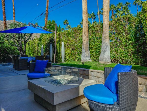 Palm Springs Home 948840