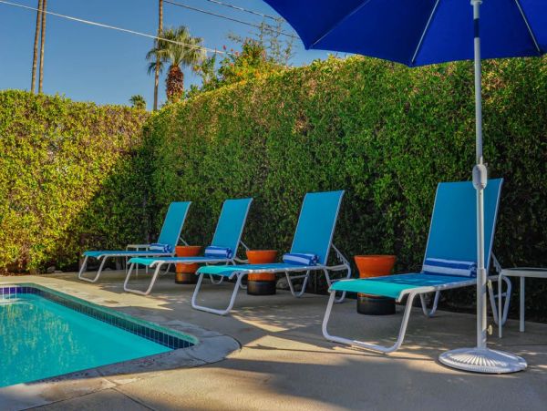 Palm Springs Home 948840