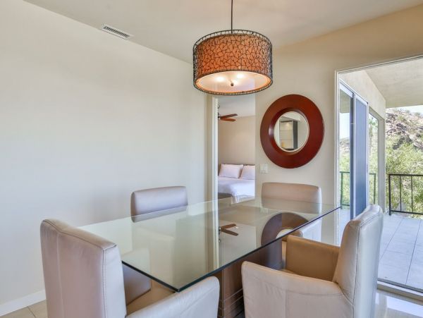 Palm Springs Home 948842