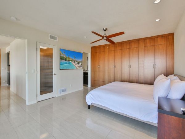 Palm Springs Home 948842