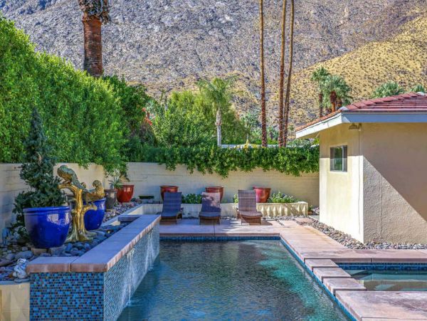 Palm Springs Home 948843