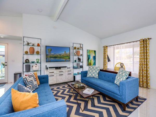 Palm Springs Home 948845