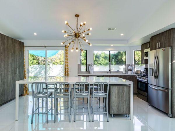 Palm Springs Home 948845