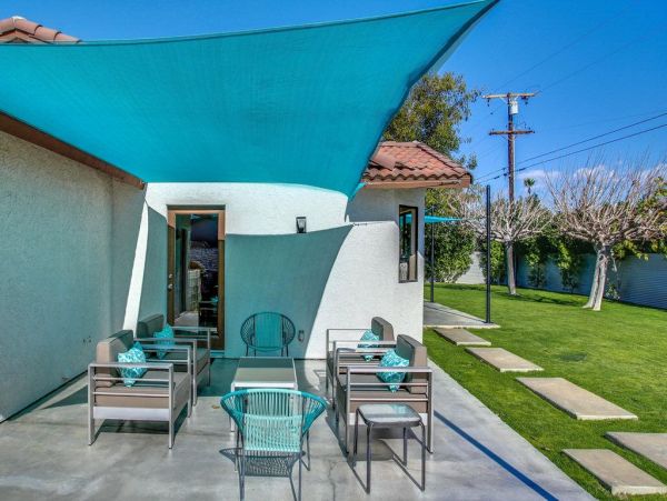 Palm Springs Home 948845