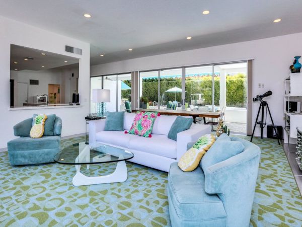Palm Springs Home 948846