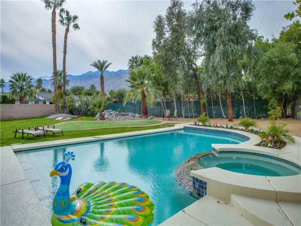 Palm Springs Home 948847