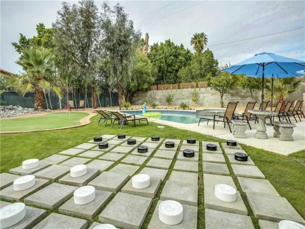 Palm Springs Home 948847