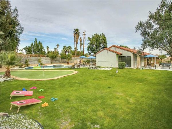 Palm Springs Home 948847