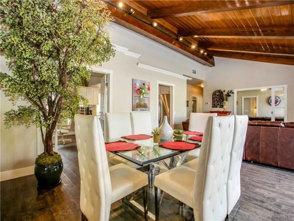 Palm Springs Home 948847