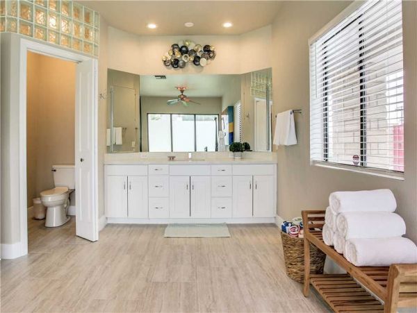 Palm Springs Home 948847
