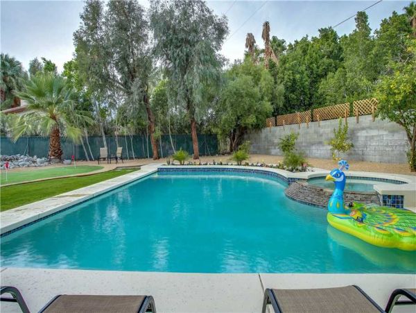 Palm Springs Home 948847