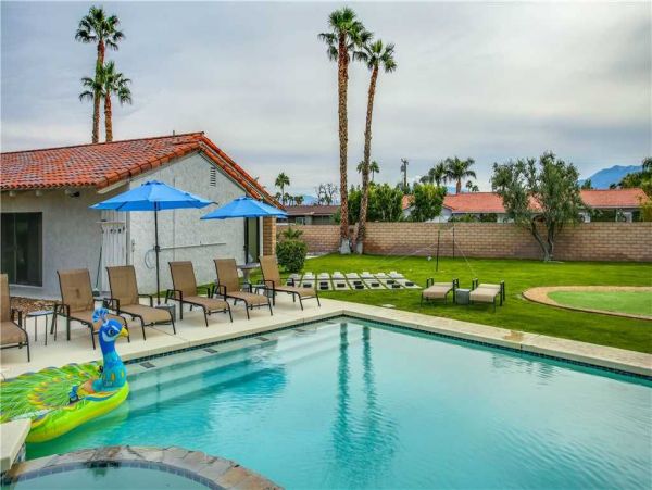 Palm Springs Home 948847