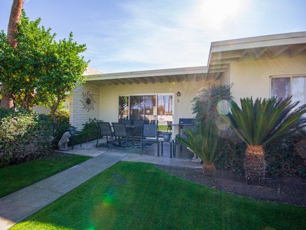 Palm Springs Home 948848