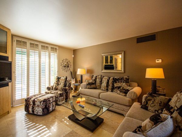 Palm Springs Home 948848
