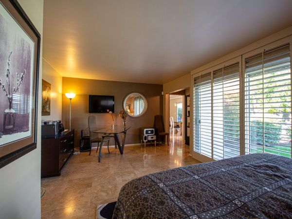 Palm Springs Home 948848