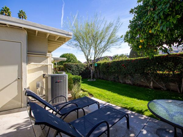 Palm Springs Home 948848