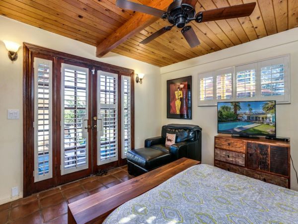 Palm Springs Home 948849