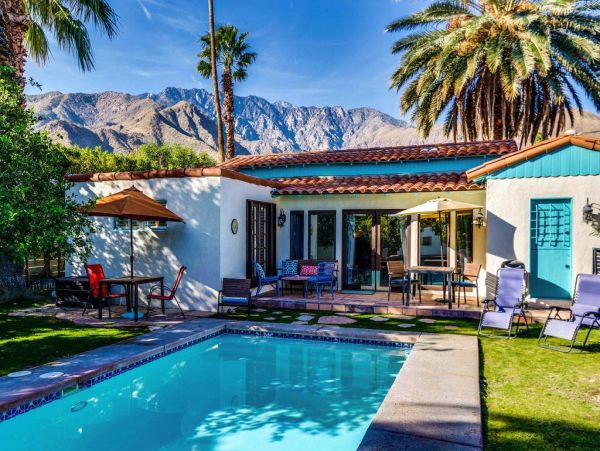 Palm Springs Home 948849