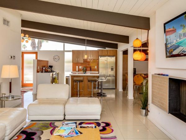 Palm Springs Home 948850