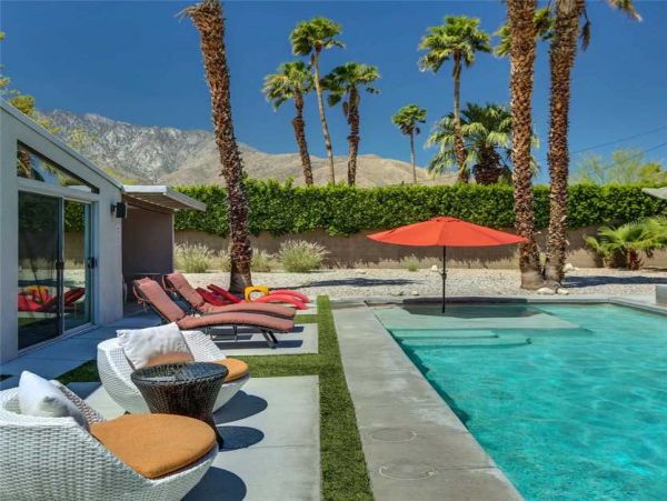 Palm Springs Home 948850