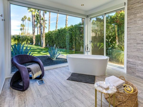 Palm Springs Home 948851
