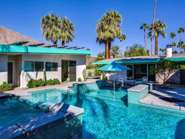 Palm Springs Home 948852