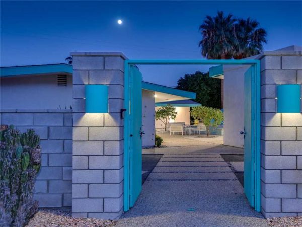 Palm Springs Home 948852