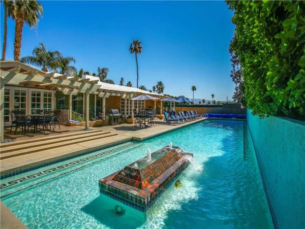 Palm Springs Home 948853