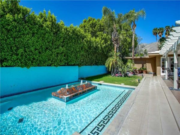 Palm Springs Home 948853