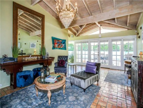 Palm Springs Home 948853