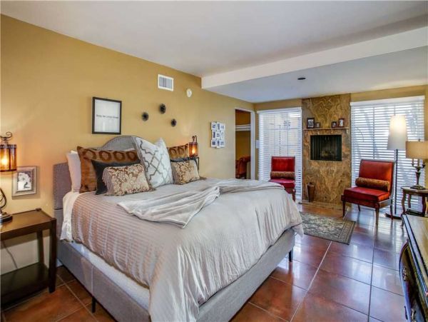 Palm Springs Home 948853
