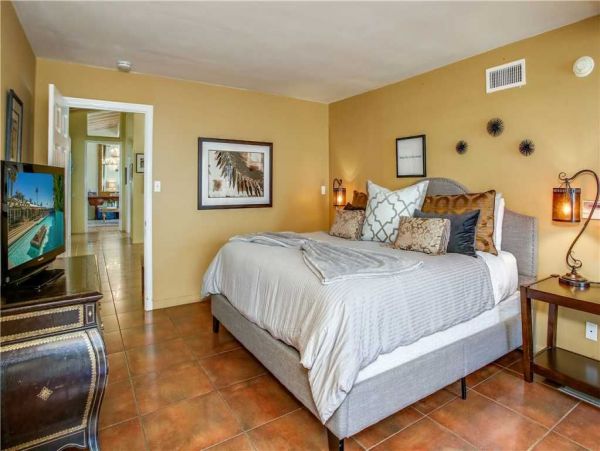 Palm Springs Home 948853