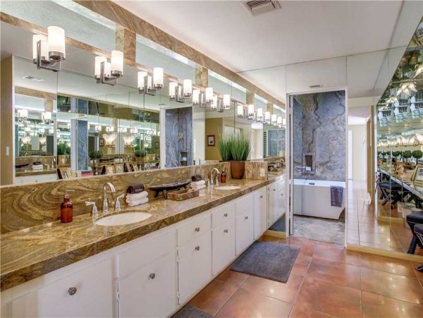 Palm Springs Home 948853