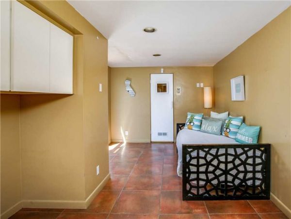 Palm Springs Home 948853