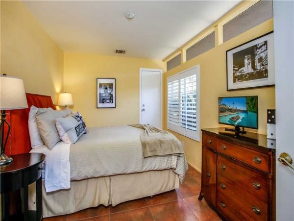 Palm Springs Home 948853