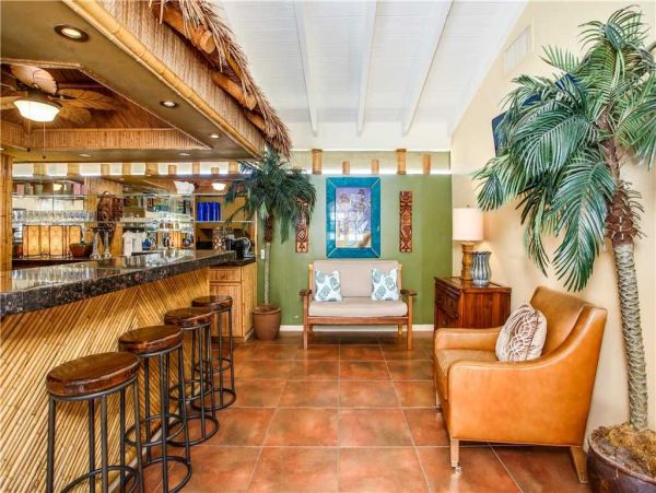 Palm Springs Home 948853