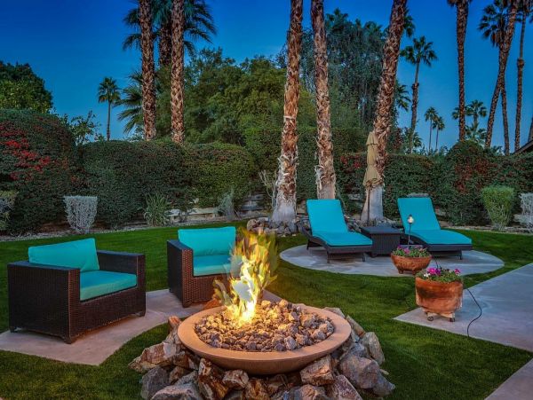 Palm Springs Home 948854