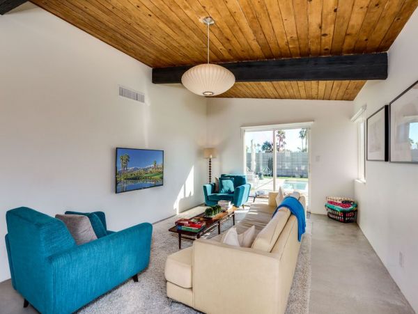 Palm Springs Home 948855