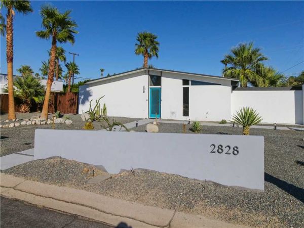 Palm Springs Home 948855
