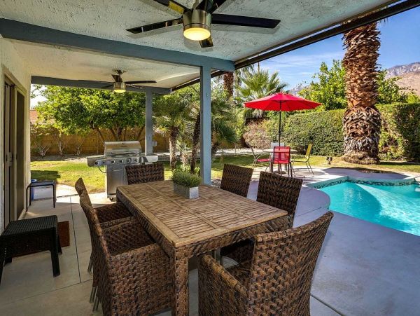 Palm Springs Home 948856